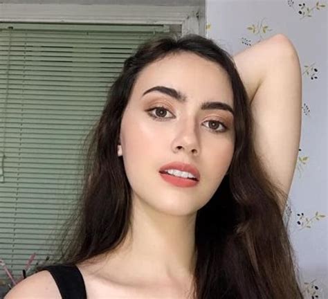 Fatima Kate Bisan Biography, Swimsuit, Costume, .